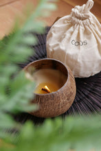 Load image into Gallery viewer, The COCOS Midnight Sandalwood Candle
